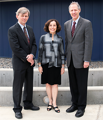 Una foto de la ceremonia de dedicación